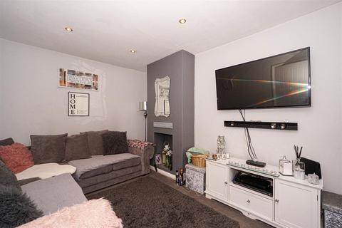 3 bedroom semi-detached house for sale, Parker Road, Hastings