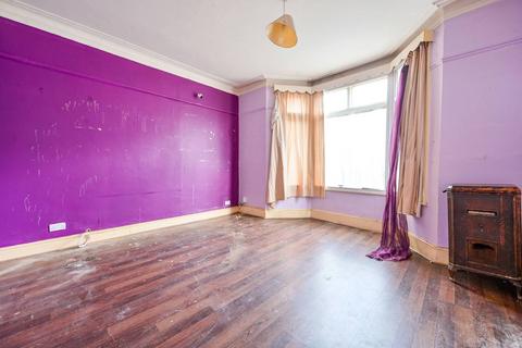 6 bedroom house for sale, Greenford Avenue, Hanwell, London, W7
