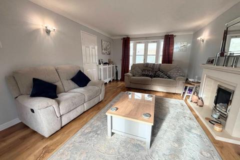 4 bedroom detached house for sale, Milton Bridge, Wootton Fields, Northampton NN4