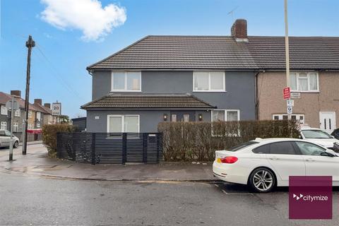 undefined, Gale Street, Dagenham