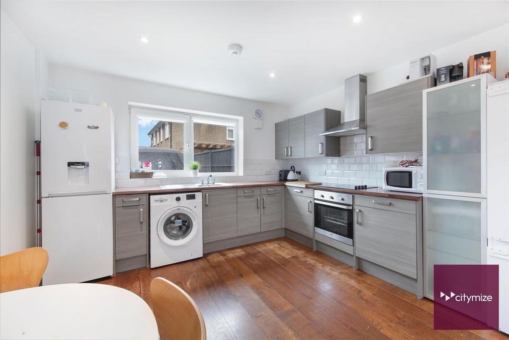 581 Gale Street - Ny Ntk BT4 O90kz39 PNYE9.jpg