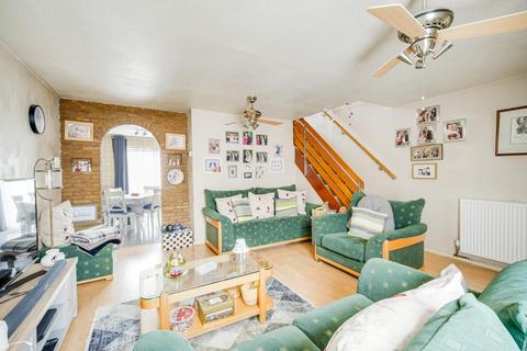 undefined, Meadow Way, Leighton Buzzard