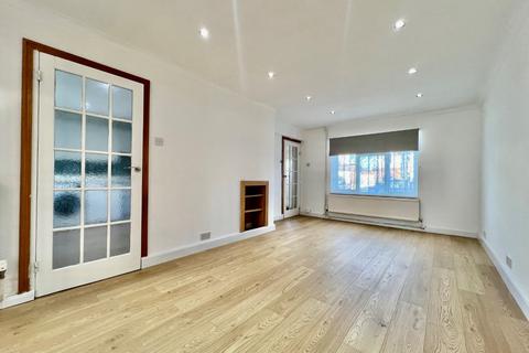 3 bedroom semi-detached house for sale, Newnham Avenue, Middlesex HA4