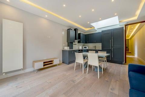 2 bedroom flat to rent, Goldhawk Road, London W12