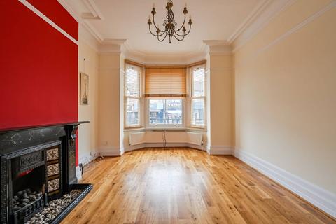 undefined, Hoe Street, Walthamstow, London, E17
