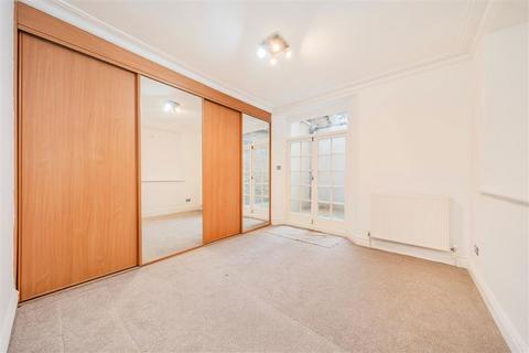 1 bedroom flat to rent, Southwell Gardens, London SW7