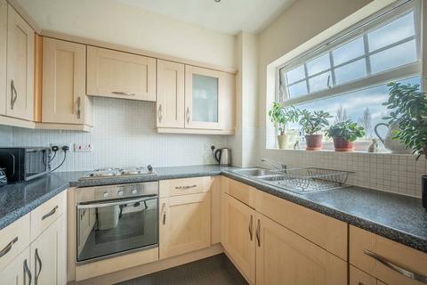 2 bedroom flat for sale, Rose Bates Drive, Kingsbury, London, NW9
