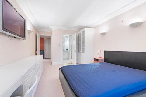 2 bedroom apartment to rent, Edgware Road, London W2