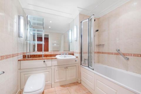 2 bedroom apartment to rent, Edgware Road, London W2