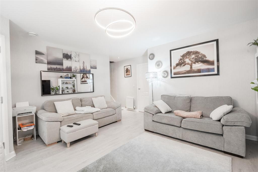 Lounge-1.jpg