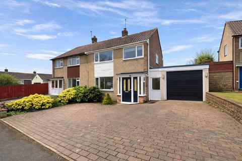 undefined, Sandringham Road, Swindon SN3