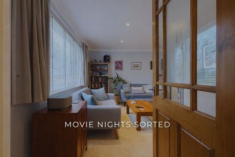 undefined, Sandringham Road, Swindon SN3