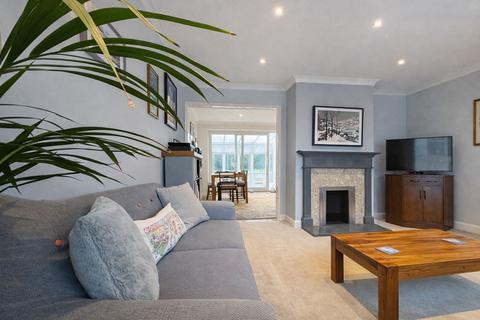 undefined, Sandringham Road, Swindon SN3