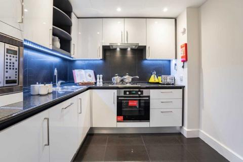 2 bedroom flat to rent, Westferry Circus, London E14