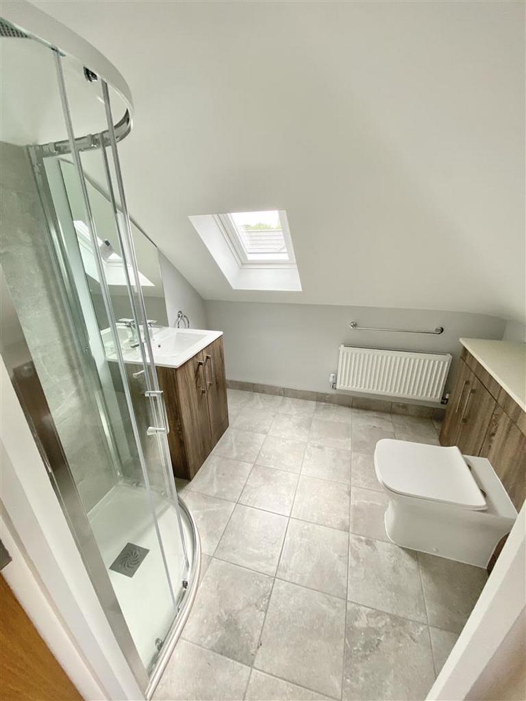 En suite shower room