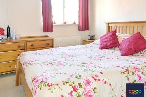 2 bedroom terraced house to rent, Rufus Way, Portland DT5