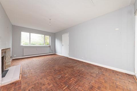 undefined, Roundway, Camberley