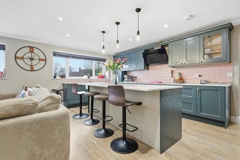 4 bedroom detached bungalow for sale, Malting End, Newmarket CB8