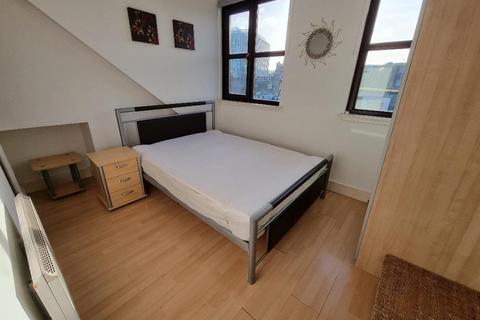 undefined, Thistle Street, Top Floor Right, AB10
