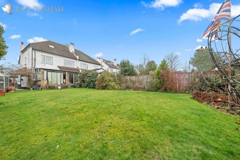 undefined, Salcott Road, Beddington