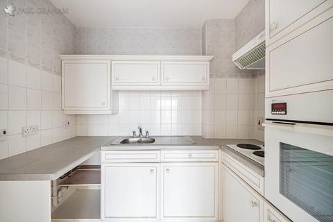 1 bedroom flat for sale, Thicket Road, Sutton