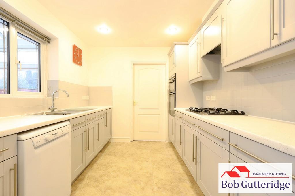 Fitted kitchen