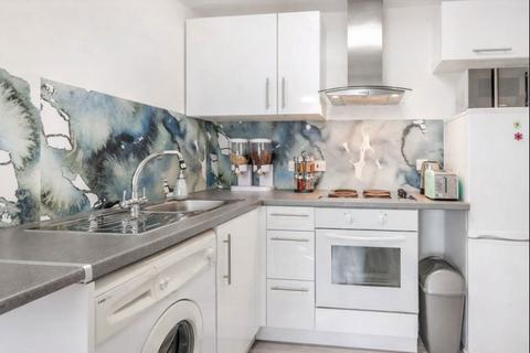 1 bedroom flat for sale, Hatton Road, Feltham TW14