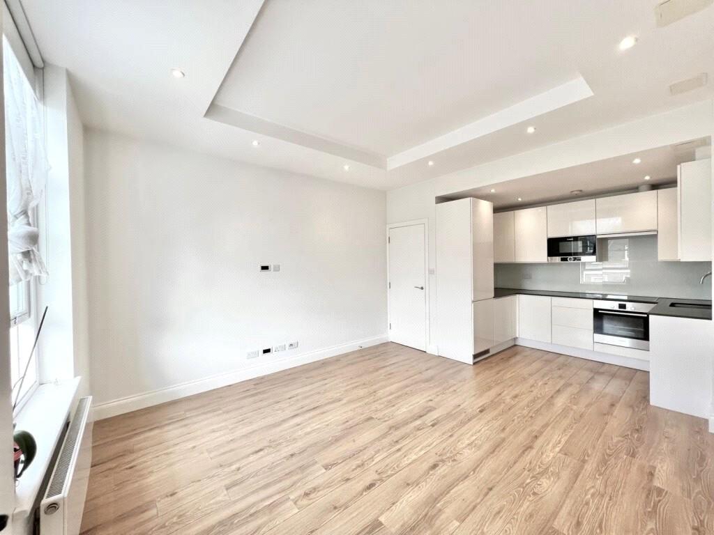 Flat 5 46 chippenham 2