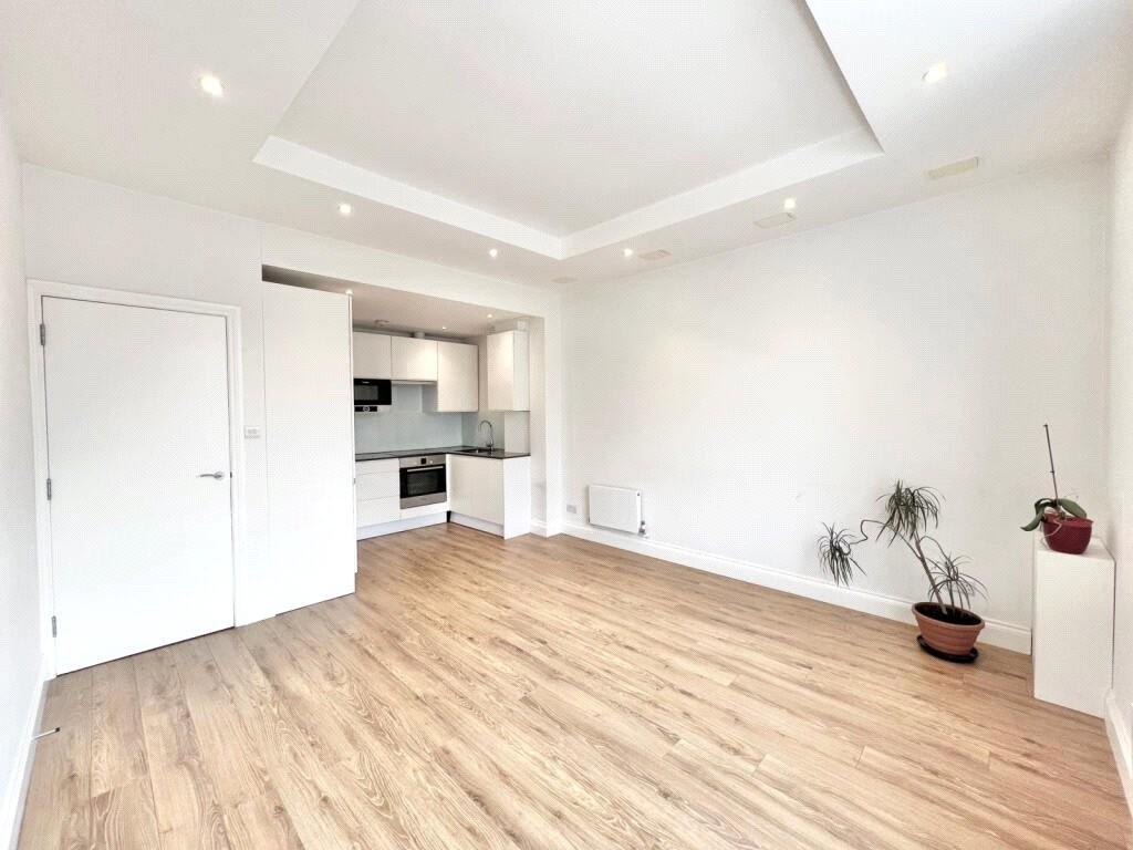 Flat 5 46 chippenham 6