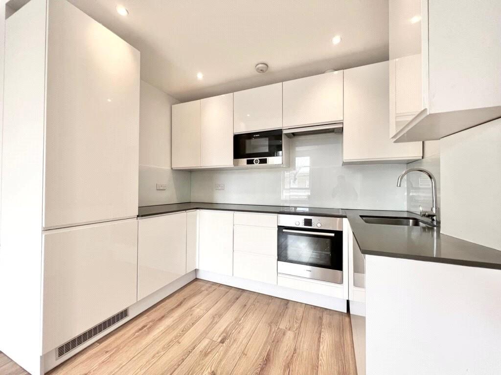 Flat 5 46 chippenham 7
