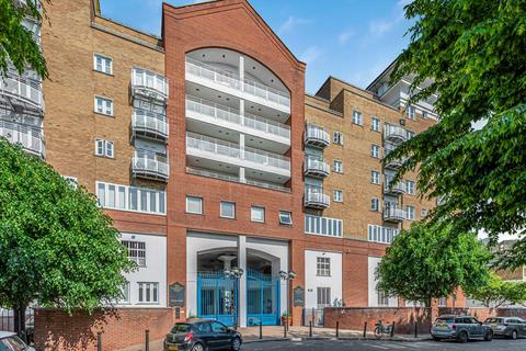 2 bedroom flat to rent, Odessa Street, London SE16