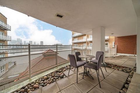 2 bedroom flat to rent, Odessa Street, London SE16
