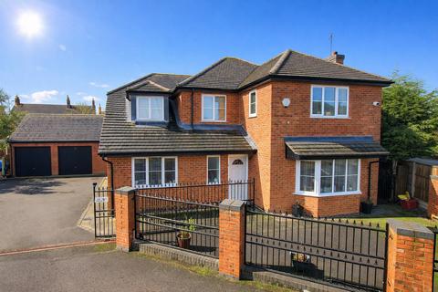4 bedroom detached house for sale, Broom Leys Road, Coalville