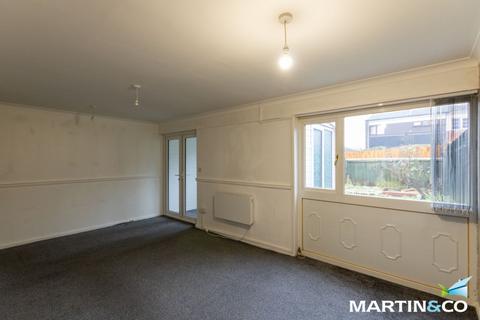 3 bedroom terraced house to rent, Chiswick Walk, Chelmsley Wood, B37