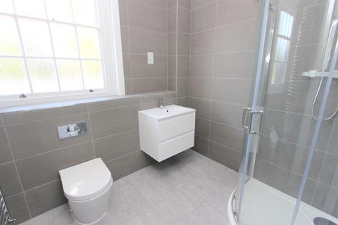 2 bedroom flat to rent, Lake Street, Leighton Buzzard