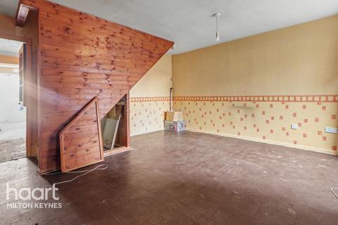 3 bedroom end of terrace house for sale, Calluna Drive, Milton Keynes