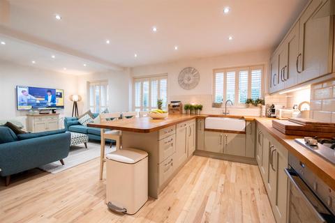 3 bedroom detached house for sale, Sutherland Drive, The Broadway, Sunderland
