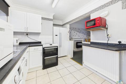 3 bedroom terraced house for sale, Mersey Bank Rd, Wirral CH62
