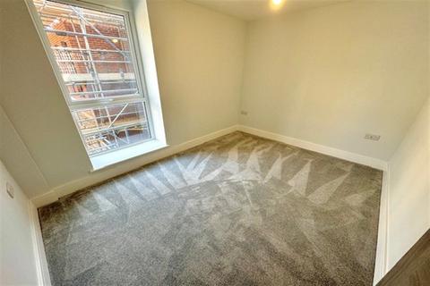 1 bedroom apartment to rent, Canal Walk, Southampton SO14