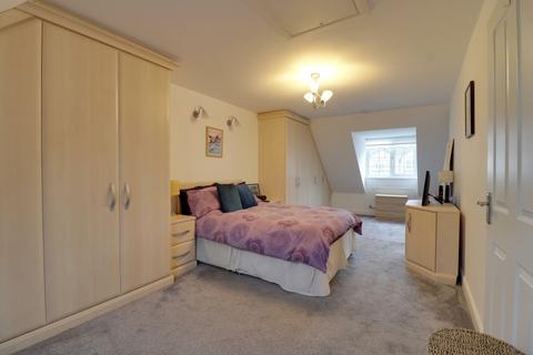 3 bedroom terraced house for sale, PROSPECT ROAD, LONGWOOD, HUDDERSFIELD, HD3
