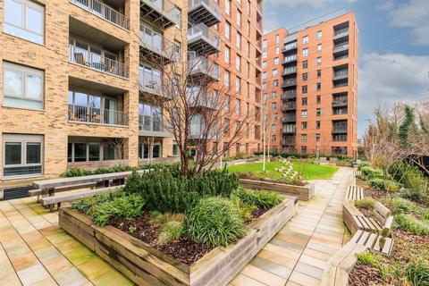 2 bedroom apartment to rent, Mary Neuner Road, Hornsey N8
