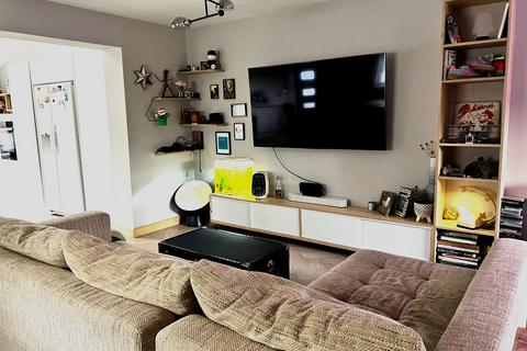 undefined, Pinckards, Godalming, GU8