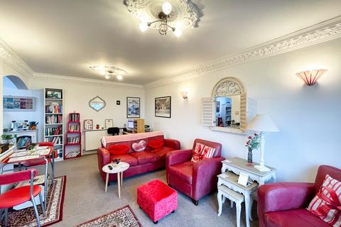 2 bedroom flat for sale, Waters Edge, Shorefield Road SS0