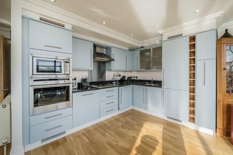 undefined, Point Wharf Lane, Brentford TW8