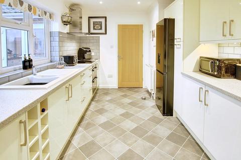 2 bedroom detached bungalow for sale, Knights End Road, March PE15
