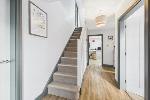 3 bedroom detached house for sale, 44 Greenways, Over Kellet, LA6 1DE