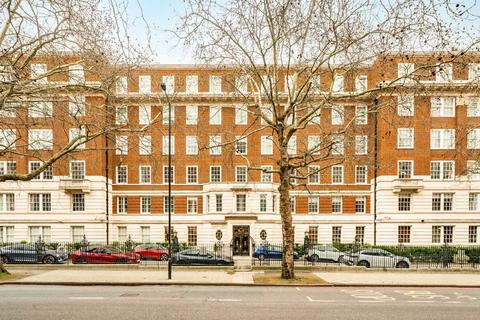 Park Road, London NW8