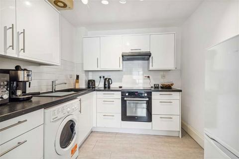 1 bedroom flat to rent, Chaucer Drive, London SE1