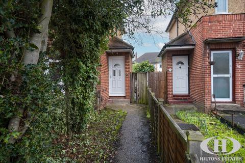 2 bedroom maisonette for sale, Stratford Road, Hayes
