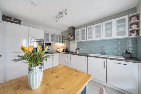 undefined, Liquorice Lane, Surrey GU22